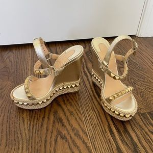 Christian Louboutin espadrille cataclou wedge gold platform size 35